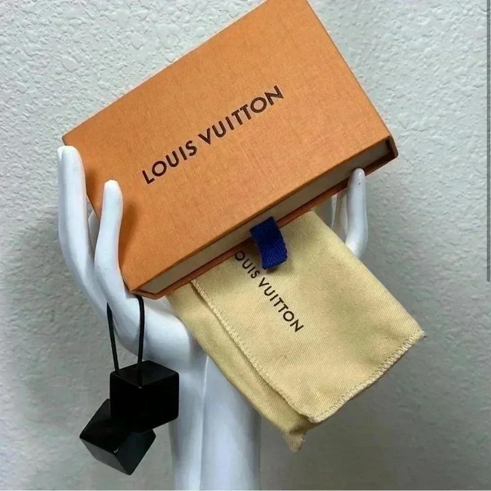Louis Vuitton Women’s Chocolate Brown Hair Cubes Vintage